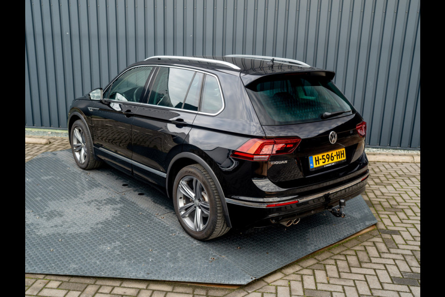 Volkswagen Tiguan 1.5 TSI ACT Highline Business R | LED | Trekhaak wegkl. | Elk. A-klep | Stoelverw. | Prijs Rijklaar!! Volkswagen Tiguan 1.5 TSI ACT Highline Business R | LED | Trekhaak wegkl. | Elk. A-klep | Stoelverw. | Prijs Rijklaar!!