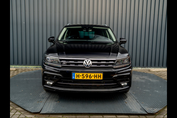 Volkswagen Tiguan 1.5 TSI ACT Highline Business R | LED | Trekhaak wegkl. | Elk. A-klep | Stoelverw. | Prijs Rijklaar!! Volkswagen Tiguan 1.5 TSI ACT Highline Business R | LED | Trekhaak wegkl. | Elk. A-klep | Stoelverw. | Prijs Rijklaar!!