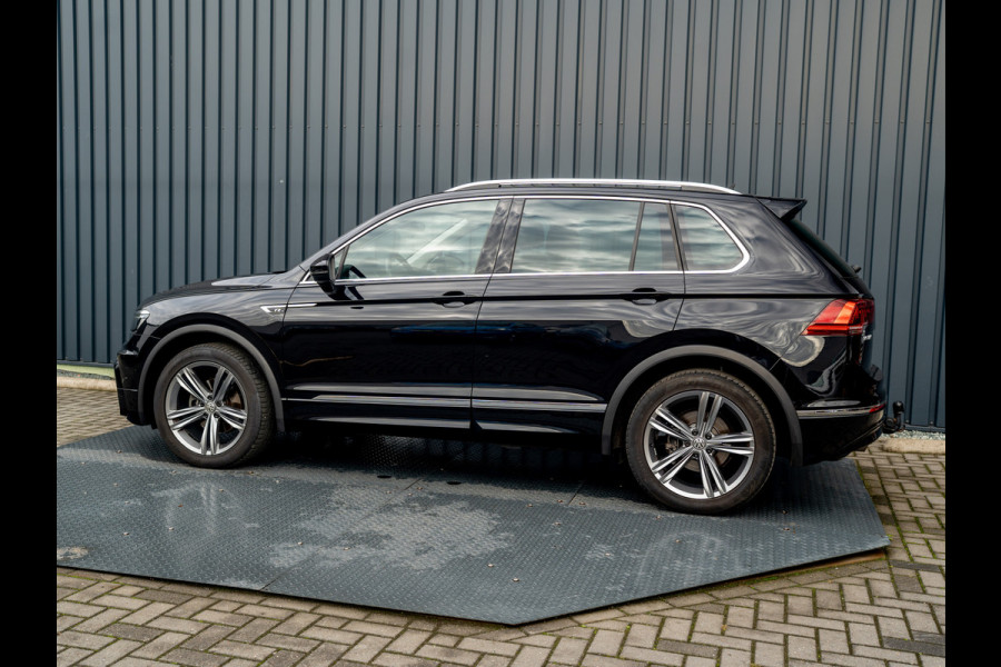 Volkswagen Tiguan 1.5 TSI ACT Highline Business R | LED | Trekhaak wegkl. | Elk. A-klep | Stoelverw. | Prijs Rijklaar!! Volkswagen Tiguan 1.5 TSI ACT Highline Business R | LED | Trekhaak wegkl. | Elk. A-klep | Stoelverw. | Prijs Rijklaar!!