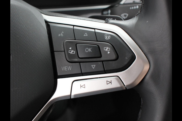 Volkswagen Tiguan Allspace 1.5 TSI DSG7 MOVE DEMO 7-Persoons Trekhaak Navigatie Apple Carplay/Android Auto Camera Parkeersensoren Adaptive Cruise Control  Winterpack Full LED Climate Control