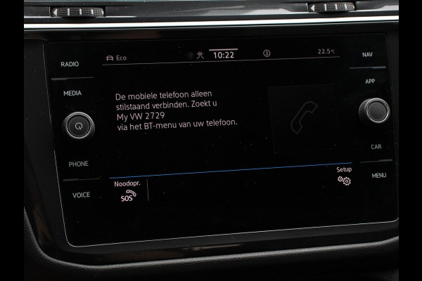 Volkswagen Tiguan Allspace 1.5 TSI DSG7 MOVE DEMO 7-Persoons Trekhaak Navigatie Apple Carplay/Android Auto Camera Parkeersensoren Adaptive Cruise Control  Winterpack Full LED Climate Control