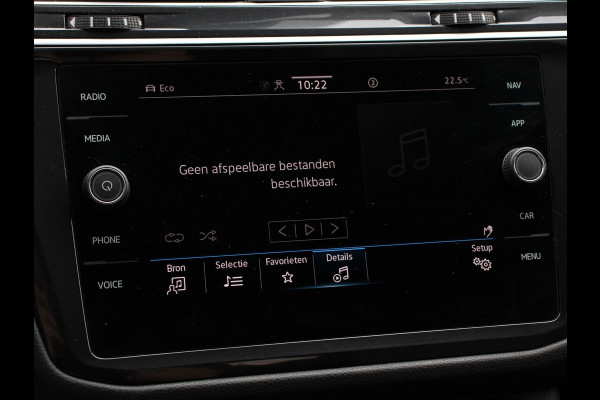 Volkswagen Tiguan Allspace 1.5 TSI DSG7 MOVE DEMO 7-Persoons Trekhaak Navigatie Apple Carplay/Android Auto Camera Parkeersensoren Adaptive Cruise Control  Winterpack Full LED Climate Control