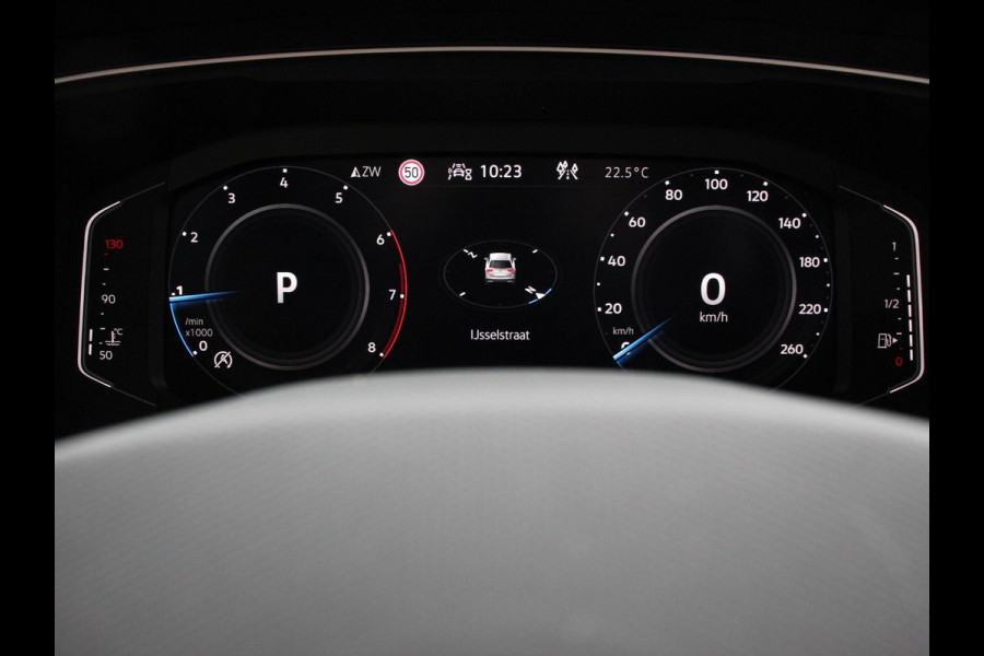 Volkswagen Tiguan Allspace 1.5 TSI DSG7 MOVE DEMO 7-Persoons Trekhaak Navigatie Apple Carplay/Android Auto Camera Parkeersensoren Adaptive Cruise Control  Winterpack Full LED Climate Control