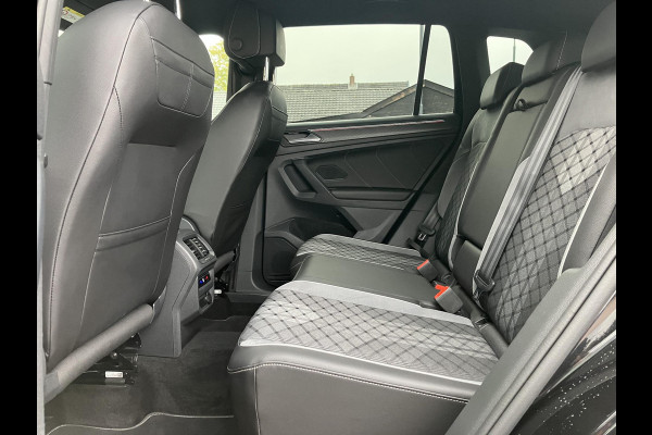 Volkswagen Tiguan 2.0 TDI R-Line Business+ | Black Style | Trekhaak | LED | ACC