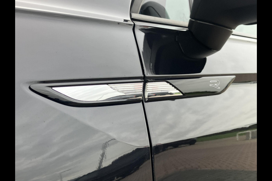 Volkswagen Tiguan 2.0 TDI R-Line Business+ | Black Style | Trekhaak | LED | ACC