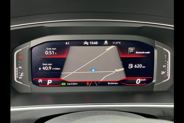 Volkswagen Tiguan 2.0 TDI R-Line Business+ | Black Style | Trekhaak | LED | ACC