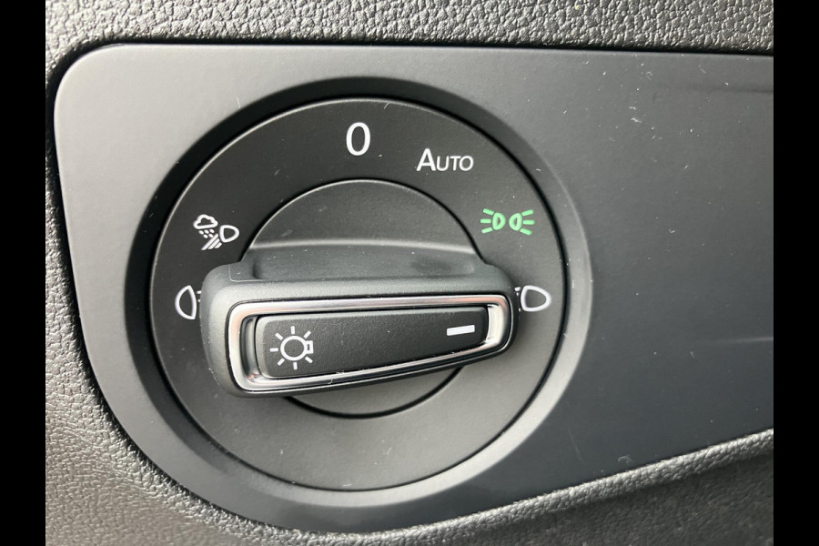 Volkswagen Tiguan 2.0 TDI R-Line Business+ | Black Style | Trekhaak | LED | ACC