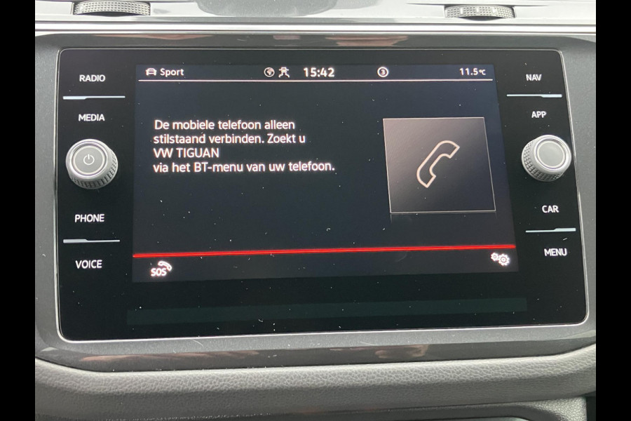 Volkswagen Tiguan 2.0 TDI R-Line Business+ | Black Style | Trekhaak | LED | ACC