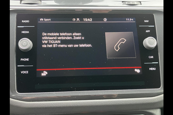 Volkswagen Tiguan 2.0 TDI R-Line Business+ | Black Style | Trekhaak | LED | ACC