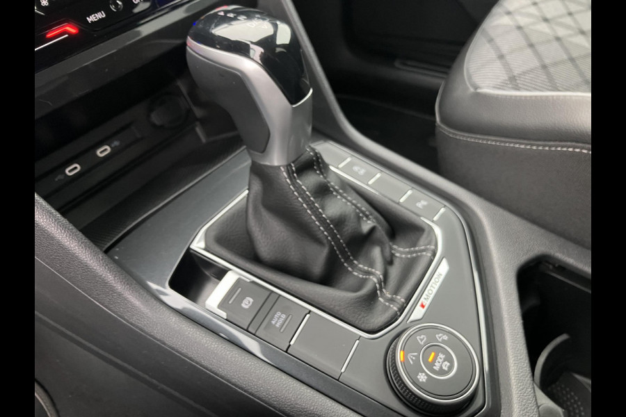 Volkswagen Tiguan 2.0 TDI R-Line Business+ | Black Style | Trekhaak | LED | ACC