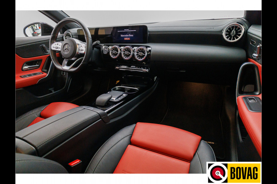 Mercedes-Benz A-Klasse 250 e Premium Plus AMG 218 PK | Pano | Leer | Head-up | Trekhaak Widescreen, 19 inch, 360 camera, VOL!!! Mercedes-Benz A-Klasse 250 e Premium Plus AMG 218 PK | Pano | Leer | Head-up | Trekhaak Widescreen, 19 inch, 360 camera, VOL!!!