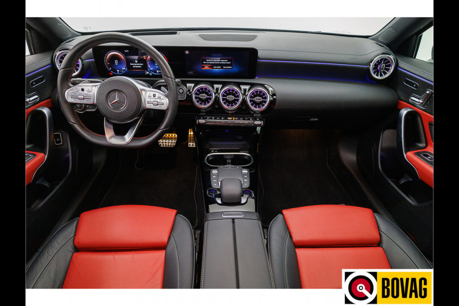 Mercedes-Benz A-Klasse 250 e Premium Plus AMG 218 PK | Pano | Leer | Head-up | Trekhaak Widescreen, 19 inch, 360 camera, VOL!!! Mercedes-Benz A-Klasse 250 e Premium Plus AMG 218 PK | Pano | Leer | Head-up | Trekhaak Widescreen, 19 inch, 360 camera, VOL!!!
