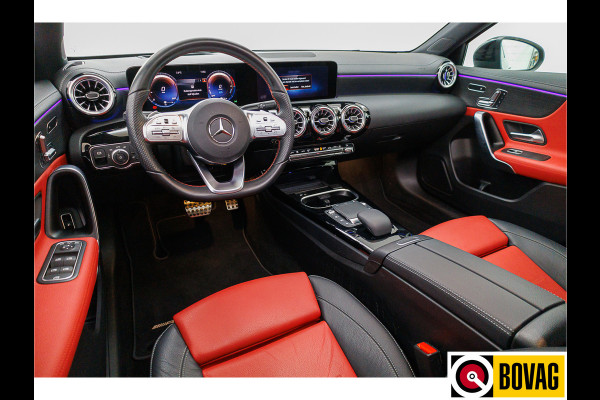 Mercedes-Benz A-Klasse 250 e Premium Plus AMG 218 PK | Pano | Leer | Head-up | Trekhaak Widescreen, 19 inch, 360 camera, VOL!!! Mercedes-Benz A-Klasse 250 e Premium Plus AMG 218 PK | Pano | Leer | Head-up | Trekhaak Widescreen, 19 inch, 360 camera, VOL!!!