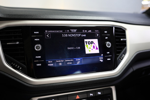 Volkswagen T-Roc Cabrio 1.5 TSI R-Line DSG NAVI PDC ACC Park+Side Ass. '21