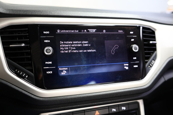 Volkswagen T-Roc Cabrio 1.5 TSI R-Line DSG NAVI PDC ACC Park+Side Ass. '21