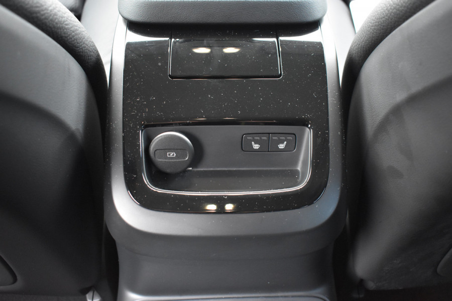 Volvo V60 T6 AWD 350PK Plug-in Hybrid Plus Dark | Lighting | 360 Camera | Harman/Kardon | 19"LMV | Leder | Stuurverwarming