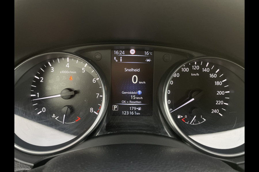 Nissan QASHQAI 1.2 Tekna | Pano-Dak | Trekhaak | Navi | Camera | Climate