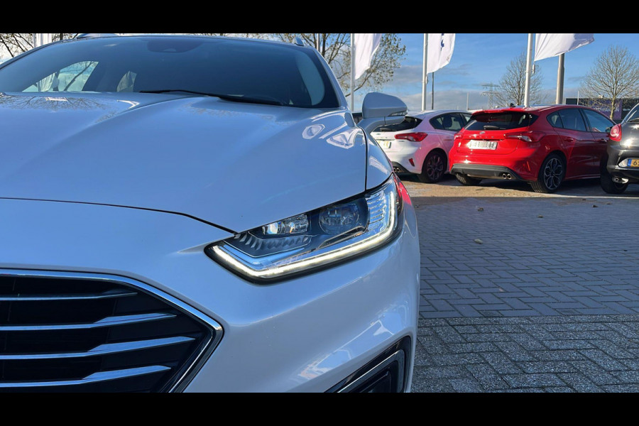 Ford Mondeo Wagon 2.0 IVCT HEV Titanium | Adaptieve cruise control | Trekhaak | Winter pack | Full LED | Vol leder