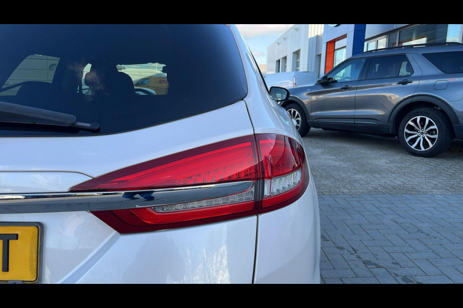 Ford Mondeo Wagon 2.0 IVCT HEV Titanium | Adaptieve cruise control | Trekhaak | Winter pack | Full LED | Vol leder
