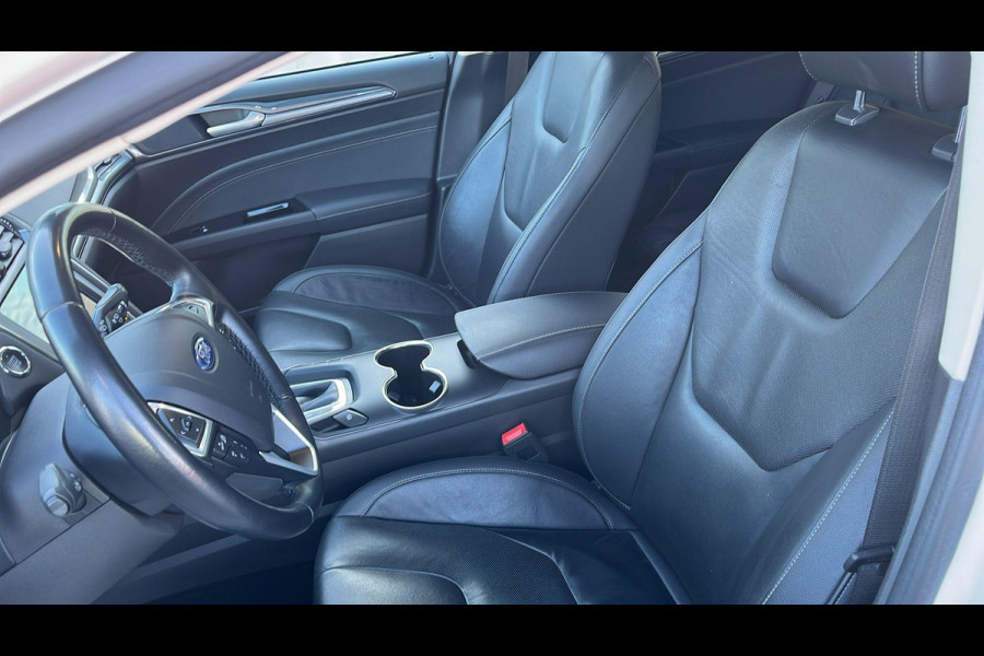 Ford Mondeo Wagon 2.0 IVCT HEV Titanium | Adaptieve cruise control | Trekhaak | Winter pack | Full LED | Vol leder