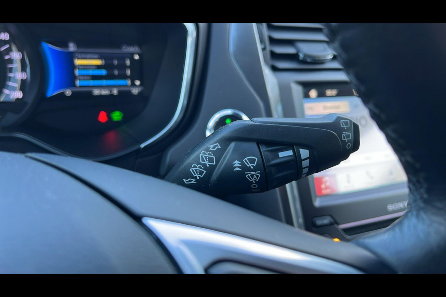 Ford Mondeo Wagon 2.0 IVCT HEV Titanium | Adaptieve cruise control | Trekhaak | Winter pack | Full LED | Vol leder