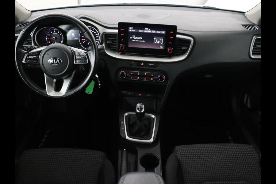 Kia Ceed 1.0 T-GDi Comfortline | Trekhaak | Achteruitrijcamera | Carplay | Cruise Control | LED |