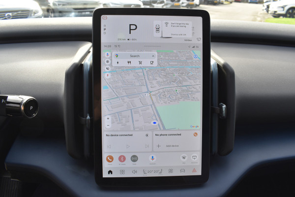 Volvo EX30 Extended Range 272PK Plus 69 kWh | Trekhaak | H&K | ACC | Blis | Stoelverwarming | Camera |