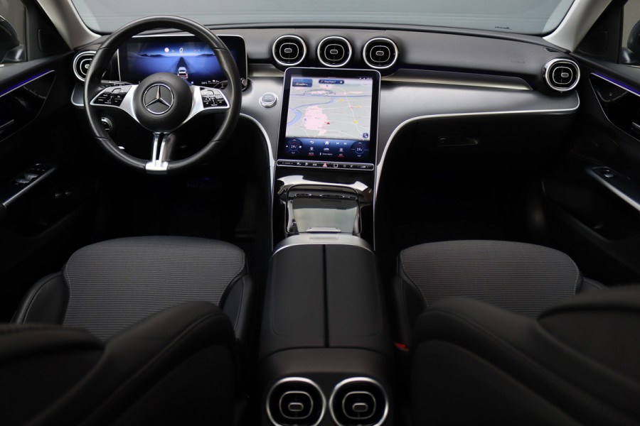 Mercedes-Benz C-Klasse Estate 300 e Luxury Line | Panoramadak | Camera | Cruise Control | Sfeerverlichting | Dodehoekassistent | High Perf. LED | Apple Carplay/Android Auto | Stoelverwarming | Mercedes-Benz C-Klasse Estate 300 e Luxury Line | Panoramadak | Camera | Cruise Control | Sfeerverlichting | Dodehoekassistent | High Perf. LED | Apple Carplay/Android Auto | Stoelverwarming |