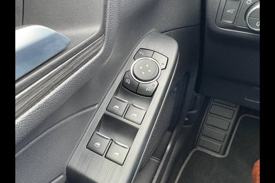 Ford Kuga 2.5 FHEV Active X | 190pk | Driver Assistance Pack | Technology Pack | Winterpack | Panoramadak | All Weather Banden | Geen stekker nodig