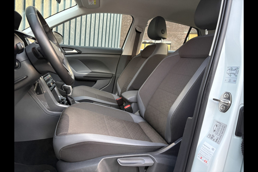 Volkswagen T-Cross 1.0 TSI R-Line | LED | Stoel verw. | Climate control | Adapt. Cr. | Prijs Rijklaar!!