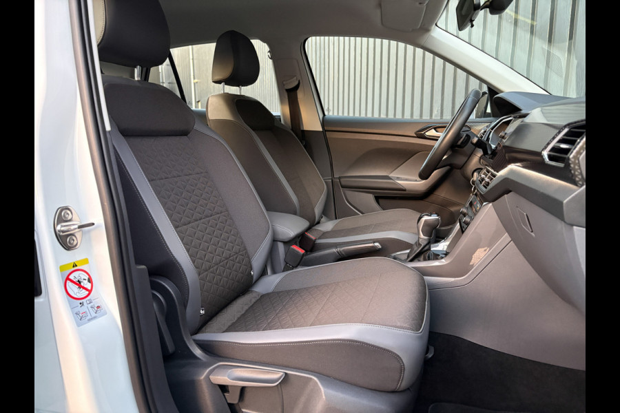 Volkswagen T-Cross 1.0 TSI R-Line | LED | Stoel verw. | Climate control | Adapt. Cr. | Prijs Rijklaar!!