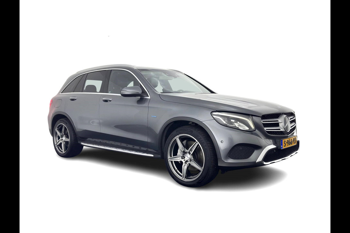 Mercedes-Benz GLC 350e 4MATIC Premium Plus Plug-in Aut. *LUXURY-LEATHER | FULL-LED | BLIND-SPOT | HEATED-SPORTSEATS | CAMERA | KEYLESS | AIR-SUSPENSION | ADAPTIVE-CRUISE | PRIVACY-GLASS | NAVI-FULLMAP | 20''ALU*
