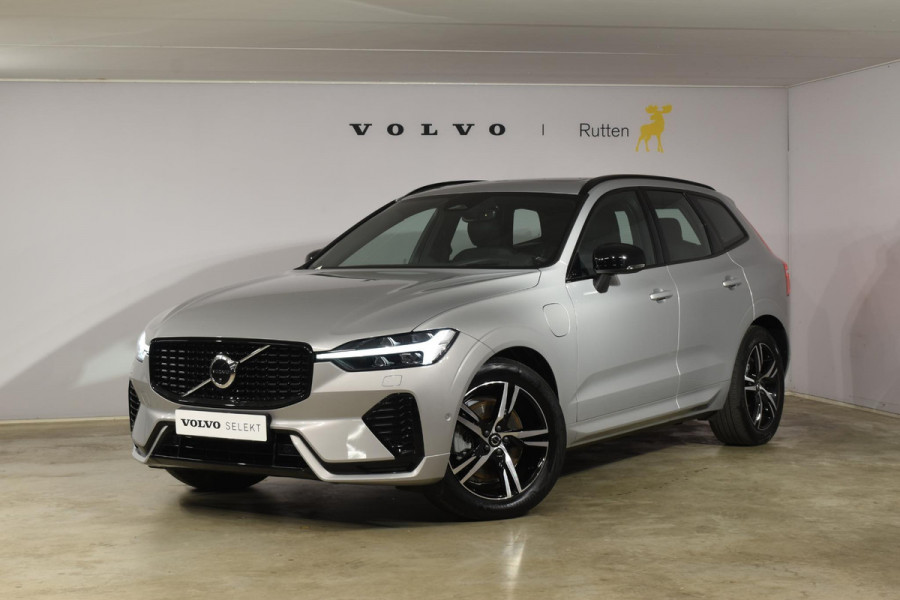 Volvo XC60 T6 350PK Automaat Plug-in hybrid AWD R-Design / Navigatie / Luchtvering / 360 Camera / Adaptieve Cruise Control / Schuif-kanteldak / Head-up Display / Stuurverwarming / Stoelverwarming v+a / Elektr. Achterklep / Elektr. Trekhaak / Elektr. sstoelen met geheugen