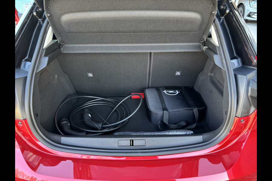 Opel CORSA-E Elegance 50 kWh | Camera | Parkeersensoren voor en achter |