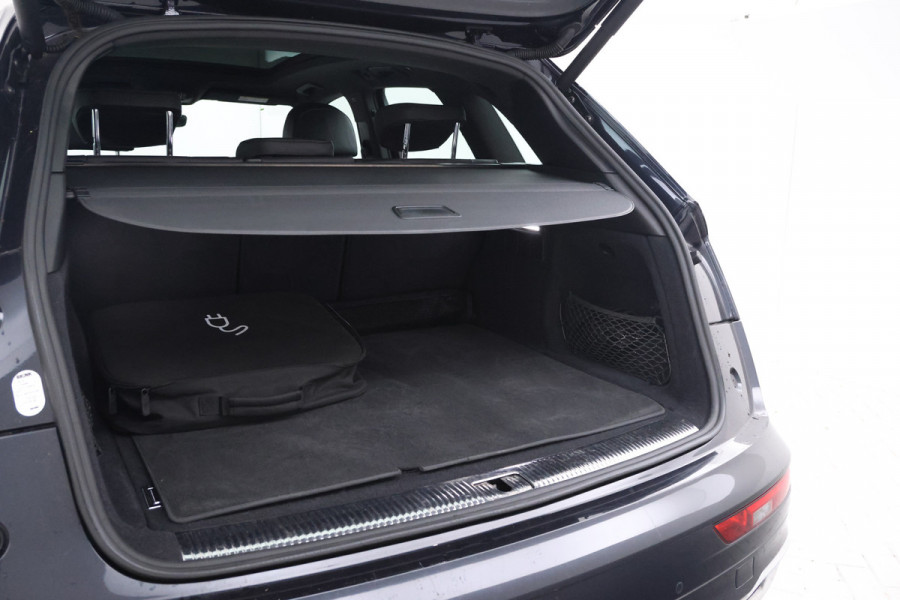 Audi Q5 55 TFSI e quattro Competition S-line B+B, Virtual, Panorama, Etc.