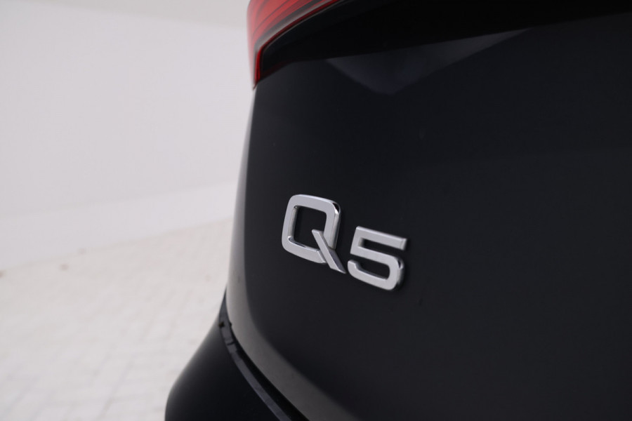 Audi Q5 55 TFSI e quattro Competition S-line B+B, Virtual, Panorama, Etc.
