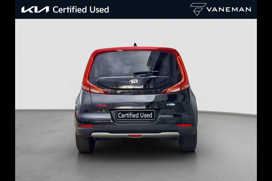Kia e-Soul ExecutiveLine 64 kWh | Stoelventilatie | Climate | Camera | PDC | Dodehoek | HUD | 3 Fase