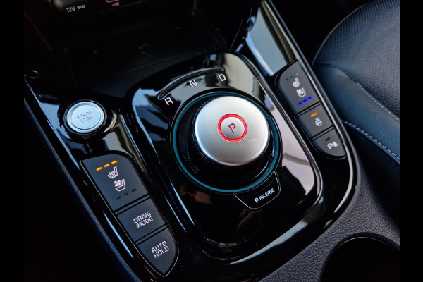 Kia e-Soul ExecutiveLine 64 kWh | Stoelventilatie | Climate | Camera | PDC | Dodehoek | HUD | 3 Fase