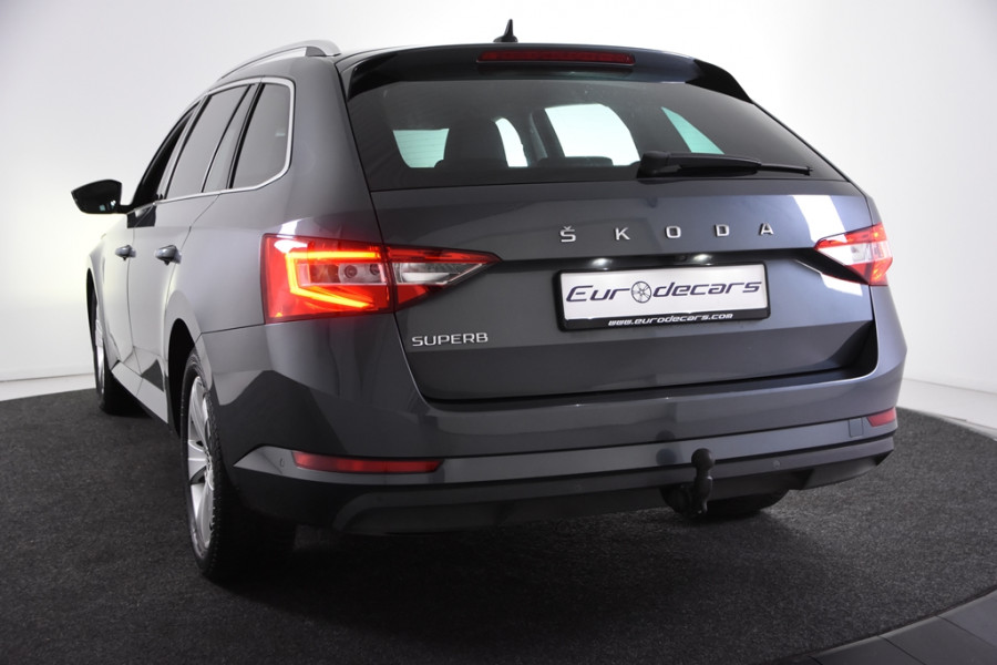 Škoda Superb Combi 1.6 TDI *1ste Eigenaar*Leer*Navigatie*Trekhaak*Full Options*