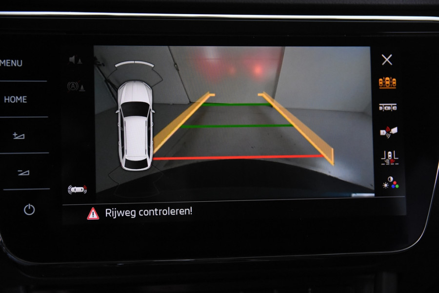 Škoda Superb Combi 1.6 TDI *1ste Eigenaar*Leer*Navigatie*Trekhaak*Full Options*