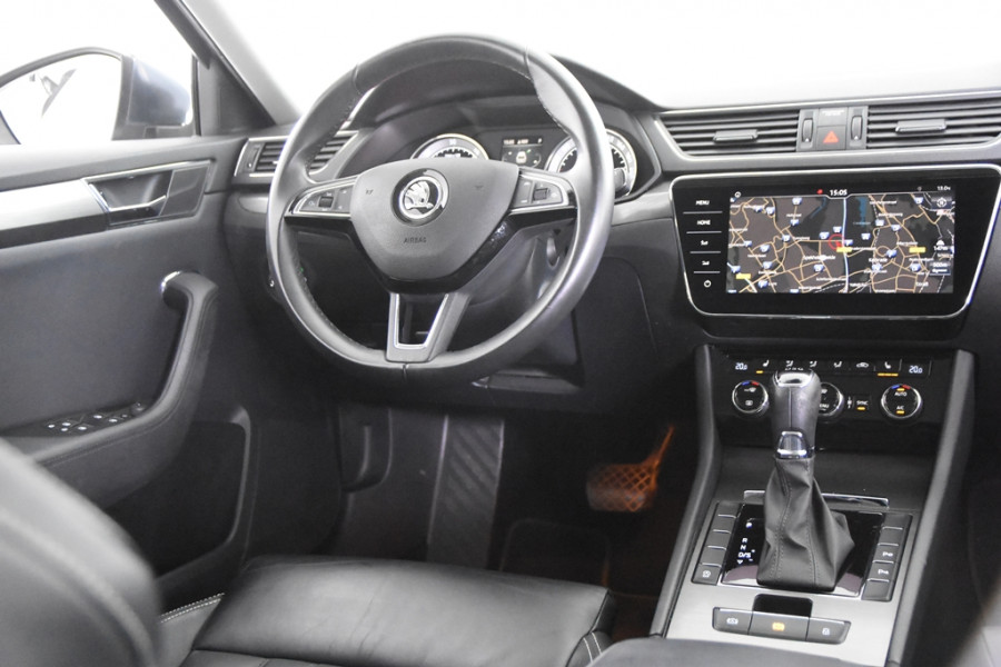 Škoda Superb Combi 1.6 TDI *1ste Eigenaar*Leer*Navigatie*Trekhaak*Full Options*
