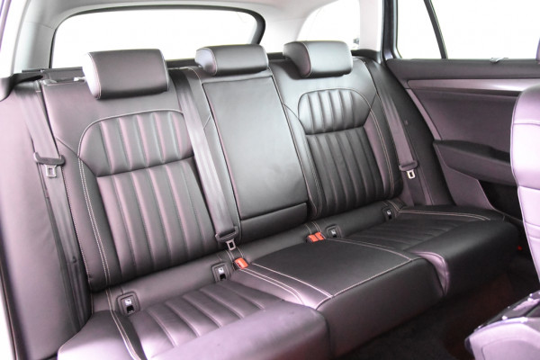 Škoda Superb Combi 1.6 TDI *1ste Eigenaar*Leer*Navigatie*Trekhaak*Full Options*