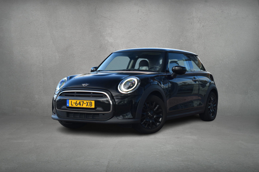 MINI Mini 1.5 One Business Edition | Apple CarPlay | HUD | Half Leer | Stoelverw. MINI Mini 1.5 One Business Edition | Apple CarPlay | HUD | Half Leer | Stoelverw.
