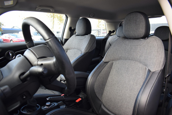 MINI Mini 1.5 One Business Edition | Apple CarPlay | HUD | Half Leer | Stoelverw. MINI Mini 1.5 One Business Edition | Apple CarPlay | HUD | Half Leer | Stoelverw.