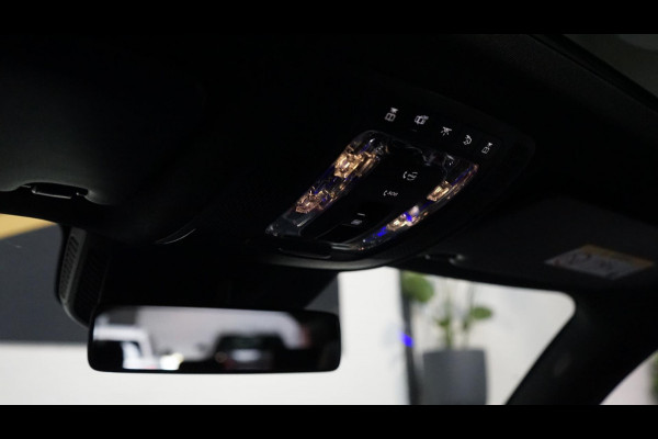 Mercedes-Benz Glb 250 4MATIC AMG NIGHT AUTOMAAT-360 CAMERA-ACC-AMBIANCE-BURMESTER-CARBON-KEYLESS-MEMORY-PANORAMA