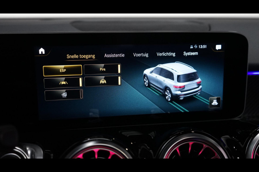 Mercedes-Benz Glb 250 4MATIC AMG NIGHT AUTOMAAT-360 CAMERA-ACC-AMBIANCE-BURMESTER-CARBON-KEYLESS-MEMORY-PANORAMA