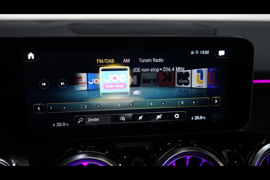 Mercedes-Benz Glb 250 4MATIC AMG NIGHT AUTOMAAT-360 CAMERA-ACC-AMBIANCE-BURMESTER-CARBON-KEYLESS-MEMORY-PANORAMA