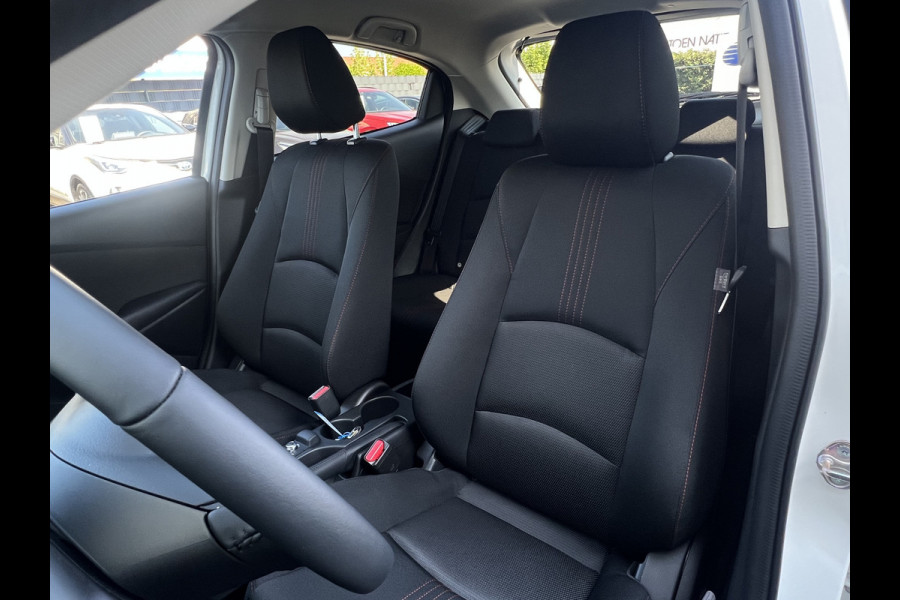 Mazda 2 1.5 SkyActiv-G 90 Homura | LED | Carplay | Camera | Dodehoek
