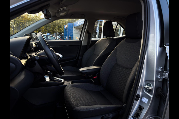 Toyota Yaris Cross 1.5 Hybrid Active Elektrisch klep|Head up display|Stoel/stuurverwarming