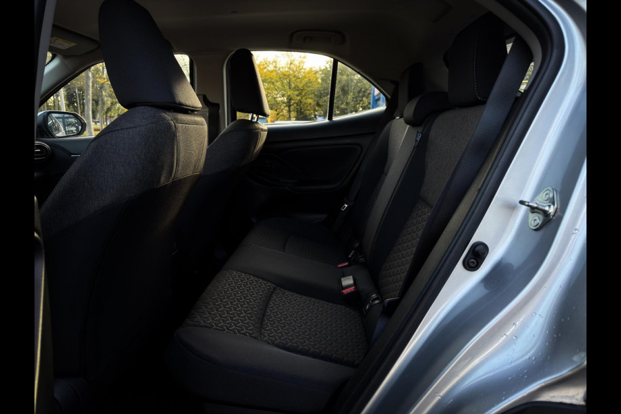 Toyota Yaris Cross 1.5 Hybrid Active Elektrisch klep|Head up display|Stoel/stuurverwarming